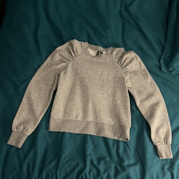 Vero Moda Pullover Sweater - Picture 2 of 5